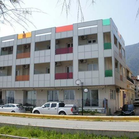 Amfitrion Hotel Agios Konstantinos  Ngoại thất bức ảnh